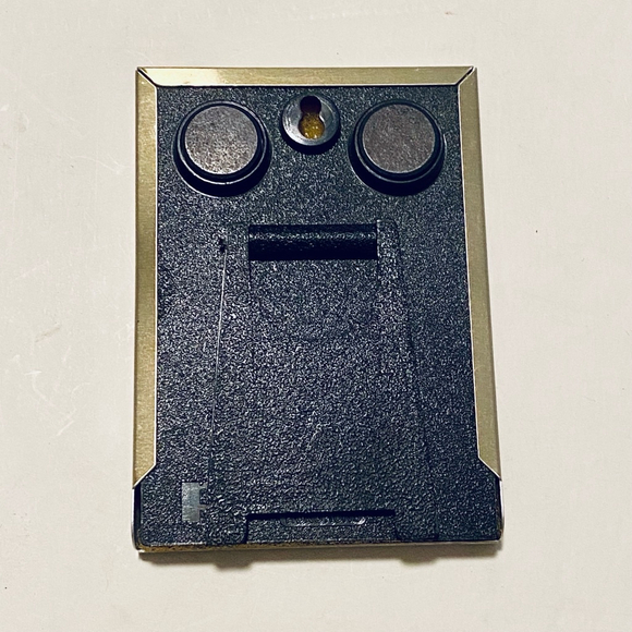 Two Small Vintage Picture Frames - Picture 7 of 9